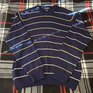 Striped Cozy V-neck Sweater 🟦